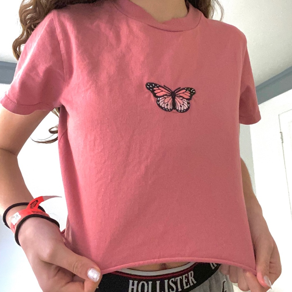 brandy melville pink butterfly t shirt